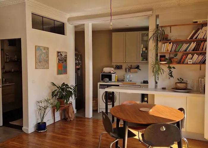 Bright - Canal View Apartament *